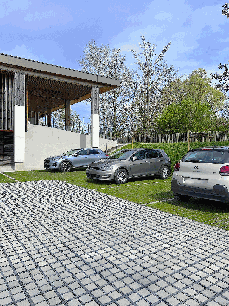 PHOTO-2025-05-16-17-46-27 2.webp